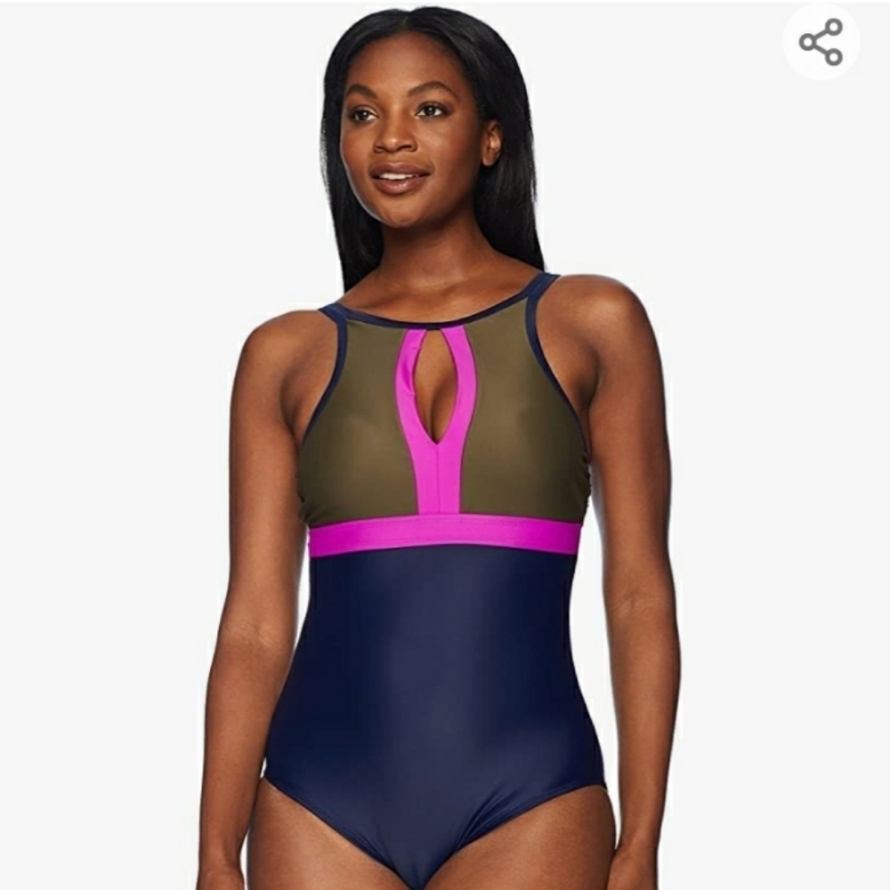 🐳Coastal Blue Women's one piece Swimsuit. Size 8-10